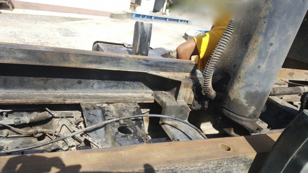 รถฮีโน่ 6 ล้อ FG1J 220 แรงม้า. ปี 51.   ( รถวิ่ง 23x,xxx กม. )    สนใจติดต่อ  081 - 6079515