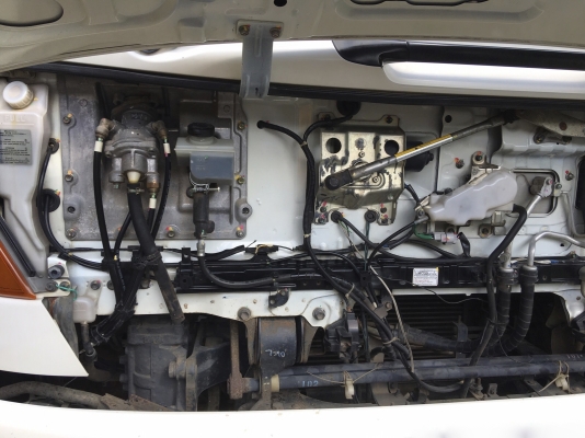 รถฮีโน่ 6 ล้อ FG1J 220 แรงม้า. ปี 51.   ( รถวิ่ง 23x,xxx กม. )    สนใจติดต่อ  081 - 6079515