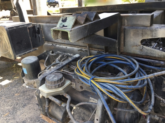 รถฮีโน่ 6 ล้อ FG1J 220 แรงม้า. ปี 51.   ( รถวิ่ง 23x,xxx กม. )    สนใจติดต่อ  081 - 6079515