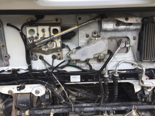 รถฮีโน่ 6 ล้อ FG1J 220 แรงม้า. ปี 51.   ( รถวิ่ง 23x,xxx กม. )    สนใจติดต่อ  081 - 6079515