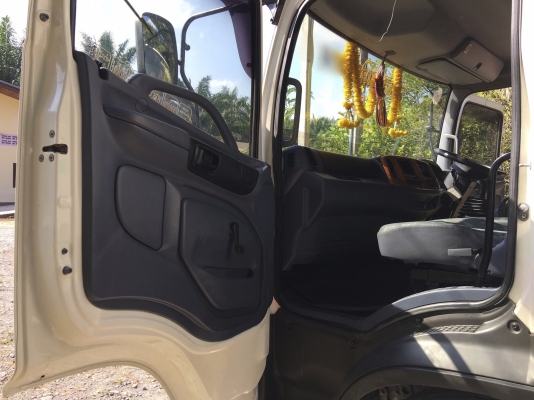 รถฮีโน่ 6 ล้อ FG1J 220 แรงม้า. ปี 51.   ( รถวิ่ง 23x,xxx กม. )    สนใจติดต่อ  081 - 6079515