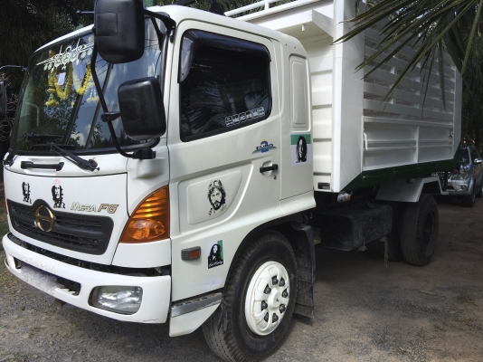 รถฮีโน่ 6 ล้อ FG1J 220 แรงม้า. ปี 51.   ( รถวิ่ง 23x,xxx กม. )    สนใจติดต่อ  081 - 6079515