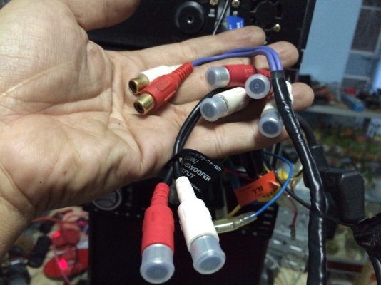 Pioneer DEH-P919 รุ่นใหญ่ 24Bit MP3 CD AUX EQ13แบน ครอสโอเวอร์ในตัว หน้าจอไฟฟ้า กราฟฟิกหน้าจอ ลูกเล่นอีกเพียบ พร้อมสายแปลงAUX ปรีเอ้า3ชุด Made in Japan สภาพสวย มือ2 ญี่ปุ่น