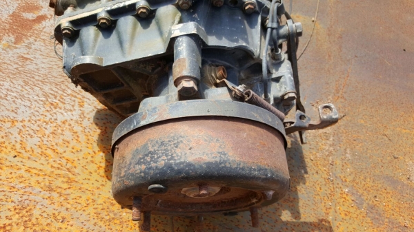 ขาย เกียร์  FM1J  260 แรงม้า. ปี 47.   สนใจติดต่อ  081 - 6079515