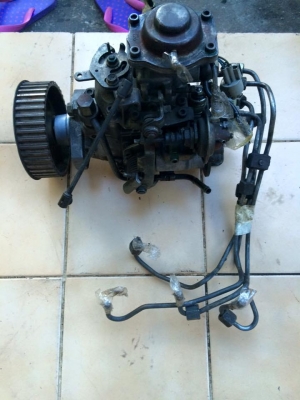 ปั๊ม Toyota สำหรับเครื่อง 2L ,3L,5 L ขาย3,500บาท