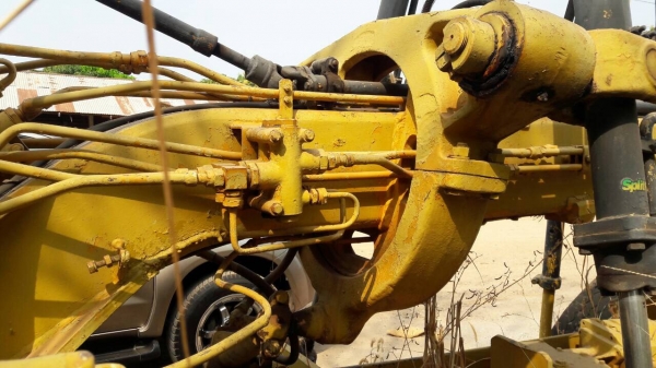 ขาย รถเกรด KOMATSU GD313H สภาพใช้งานได้ปกติ เอกสารใบซื้อขาย ราคาต่อรองได้ครับ ขาย รถเกรด KOMATSU GD313H สภาพใช้งานได้ปกติ เอกสารใบซื้อขาย ราคาต่อรองได้ครับ