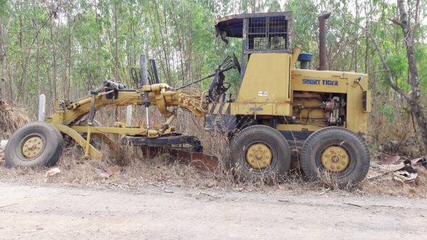 ขาย รถเกรด KOMATSU GD313H สภาพใช้งานได้ปกติ เอกสารใบซื้อขาย ราคาต่อรองได้ครับ ขาย รถเกรด KOMATSU GD313H สภาพใช้งานได้ปกติ เอกสารใบซื้อขาย ราคาต่อรองได้ครับ