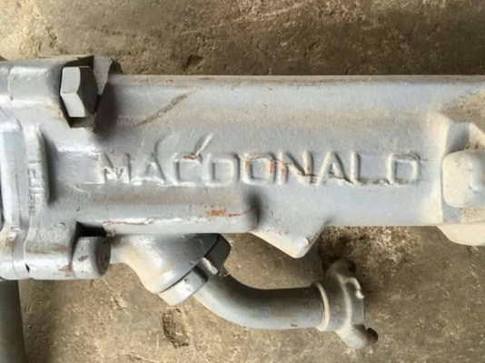 **** SOLD OUT!! **** หัวแย๊กลมยิงปูน MACDONALO ตัวใหญ่ สูง 1 เมตร ของนอก สภาพสวยพร้อมใช้งาน.
