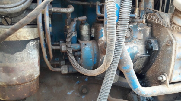 ขาย รถไถ 2 เพลา FORD 6640 คานหน้า CARRARO เอกสารเล่มทะเบียนครบ อุปกร์มีผาน 7 และผานดันหน้า