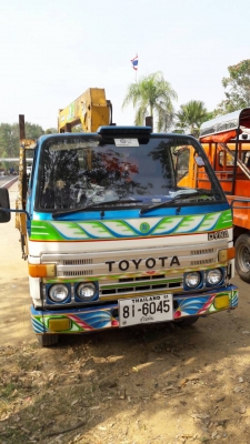 ขาย TOYOTA  BU 87  เครื่อง 115  แรง  ติดเครน TADANO  2.2 T