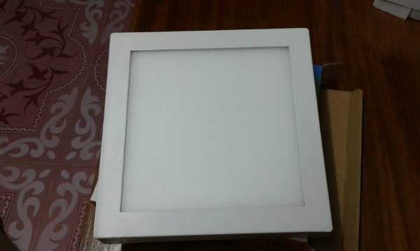 หลอดไฟแอลอีดีประหยัดพลังงาน