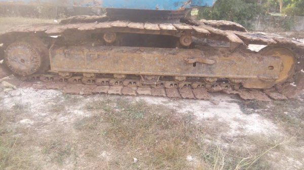 ขาย แบคโฮ KOMATSU PC200-3 คอนโทรลสั้น รถใช้งานอยู่เป็นประจำ เครื่องดี ปั้มรุ่น 5 เอกสารใบซื้อขาย