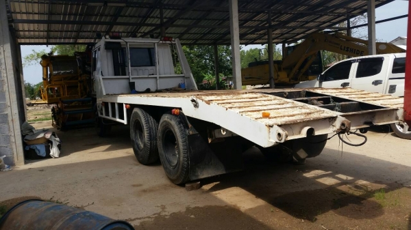 ขายหลง TD 5852 ท้ายลาด 2 เพลา หางไฮดอริก พับได้  รถสวยจัด สภาพดี 0811838154