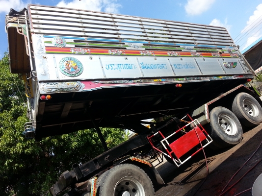 ขายลูกพ่วง3เพลา กระบะปรีเนียมชุดใหญ่ อู่เบิ้ม ยาว6.50เมตร