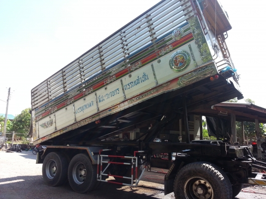 ขายลูกพ่วง3เพลา กระบะปรีเนียมชุดใหญ่ อู่เบิ้ม ยาว6.50เมตร