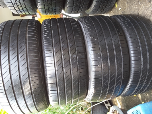 ยาง michelin 245 45 17 ปี 14 ชุดล่ะ 7500