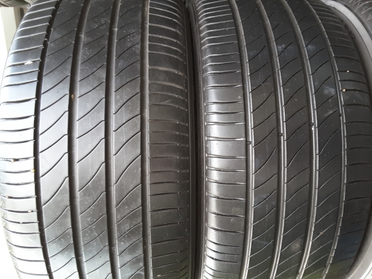 ยาง michelin 245 45 17 ปี 14 ชุดล่ะ 7500