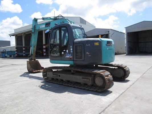 ขายรถขุด KOBELCO SK135SR-1ES  มือสองนำเข้าจากญี่ปุ่น