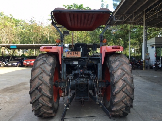 รถแทรกเตอร์ M105s รถแทรกเตอร์ M105s