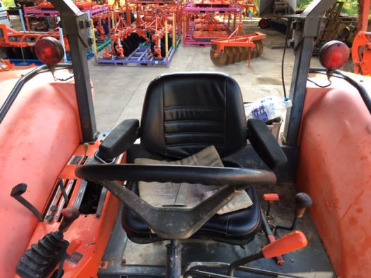 รถแทรกเตอร์ M105s รถแทรกเตอร์ M105s