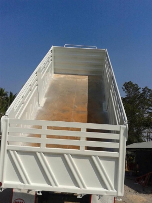 ขายลูกพ่วง สามมิตร 2คาน ปี56รถสวยยางดี  พร้อมใช้งาน สนใจดูรถได้