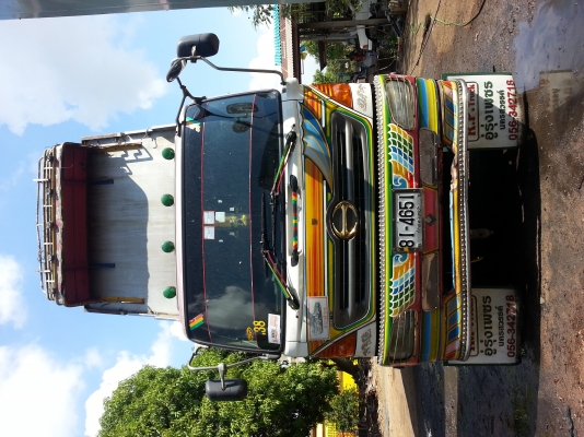 ขายHino mega 12ล้อ ดั้ม อู่เบิ้ม กระบะปรีเนียม ชุดใหญ่ ปี2546