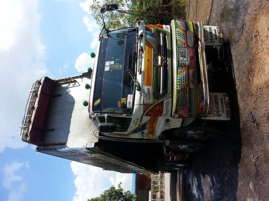 ขายHino mega 12ล้อ ดั้ม อู่เบิ้ม กระบะปรีเนียม ชุดใหญ่ ปี2546