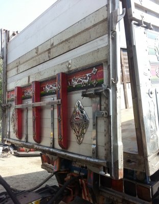 ขายHino mega 12ล้อ ดั้ม อู่เบิ้ม กระบะปรีเนียม ชุดใหญ่ ปี2546