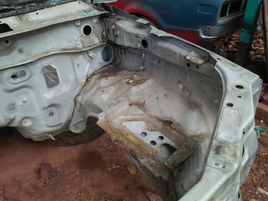 ขายหัวเก๋งเปล่า ดีแม๊ก 2010 ราคา 10900 ซ่อมอีกนิดครับ