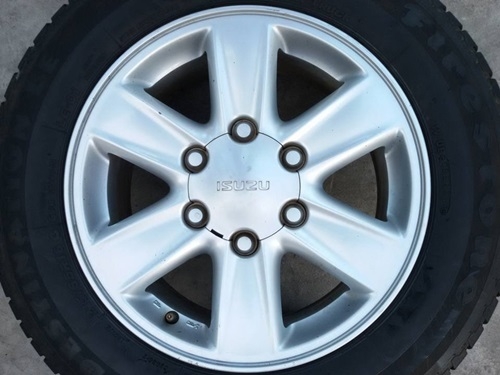 ขายล้อISUZU All 16 ยางFirestone ปี 14 4 ล้อ ขายล้อISUZU All 16 ยางFirestone ปี 14 4 ล้อ