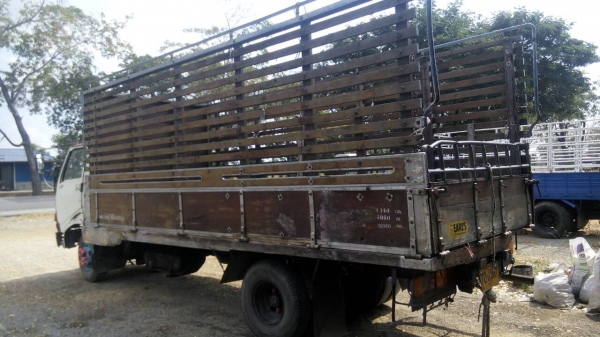 ขาย6ล้อ km 779  wo4b 117 แรงม้า   230000 บาท