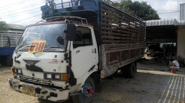 ขาย6ล้อ km 779  wo4b 117 แรงม้า   230000 บาท