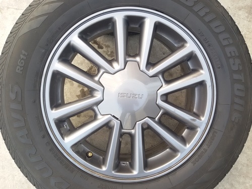 ขายล้อแม็กISUZU X-SERIES 16(สีกัล) ยาง215/65/16  4 ล้อ