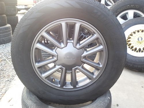 ขายล้อแม็กISUZU X-SERIES 16(สีกัล) ยาง215/65/16  4 ล้อ