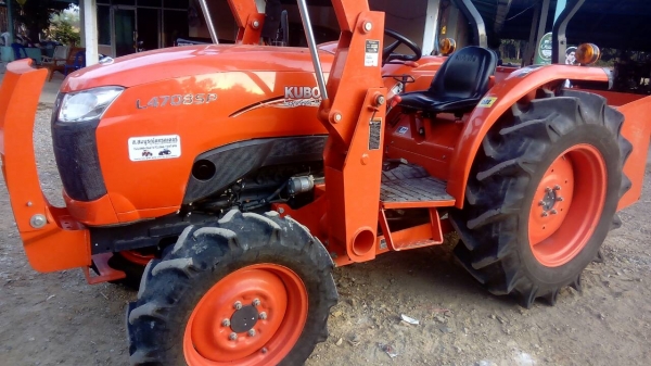 ขายรถไถคูโบต้า  KUBOTA     L4708SP (4WD)พร้อมบุ้งกี๋