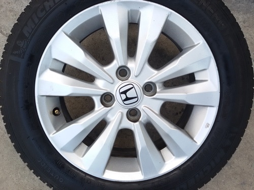 ขายล้อแม็กHONDA CITYขอบ15 ยางปี 0514  4 ล้อ