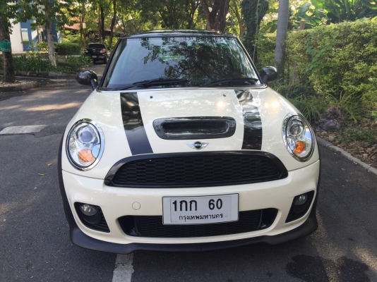 ถูกสุดๆ Mini Cooper R56 ปี 2008 รถมือเดียวออกศูนย์ Millennium สภาพป้ายแดง รถใช้น้อยไมล์แท้ 29.xxx km ออฟชั่นเต็ม