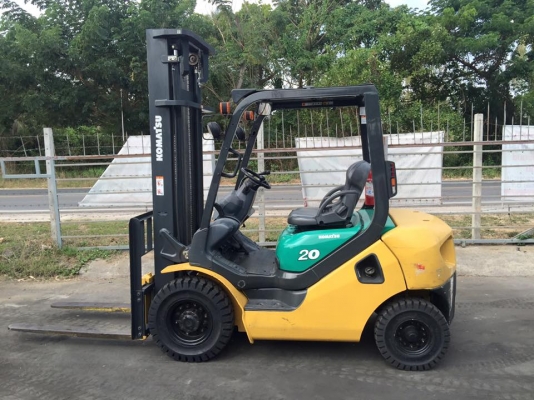 KOMATSU FD20T-16 รถปี 2007  ดีเซล  เสายกสูง 4 เมตร เกียร์ออโต้ รถสวยพร้อมใช้งาน