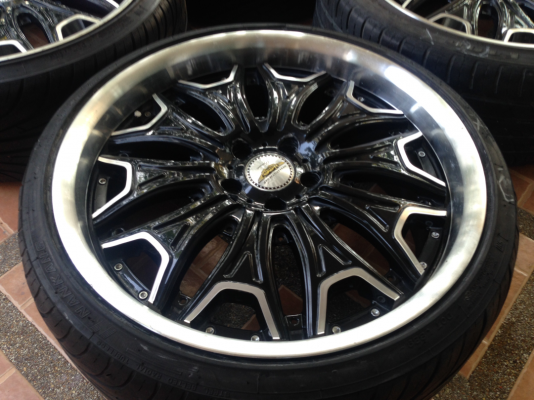 ล้อ Naya ขอบ 20 สภาพดี พร้อมยาง ราคาไม่แพง ล้อ Naya ขอบ 20 สภาพดี พร้อมยาง ราคาไม่แพง