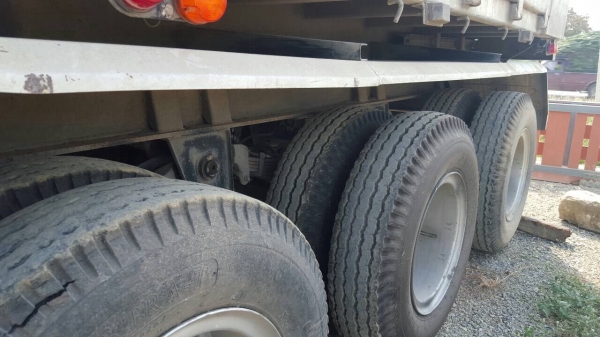 ขาย หางเทเลอร์สามมิตร ปี 55 ขาย หางเทเลอร์สามมิตร ปี 55