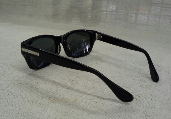 แว่นตาเวย์ฟาเรอร์ญี่ปุ่น  VANQUISH made in Japan  บิ๊กไซซ์!