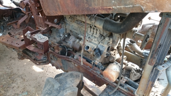 ขายรถไฟไหม้ คูโบต้า 45Di.   พร้อมเครื่อง+ เกียร์ดี  พร้อมชุดดันหน้า  ทั้งตันตามรูป 60,000 บาท