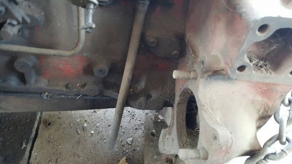 ขาย เครื่องยนต์ HINO EM100 220 แรงม้า สตาร์ทติดใช้งานได้ ไม่มีใบคุมเครื่อง