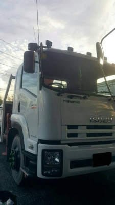 เข้าใหม่ค่ะ รถบรรทุกสิบล้อ Isuzu FTR 240 แรงม้า ติดเครน 4.5 ตัน ปี 56. ใช้งานแค่ 138,+++ กม. สภาพสวย เข้าใหม่ค่ะ รถบรรทุกสิบล้อ Isuzu FTR 240 แรงม้า ติดเครน 4.5 ตัน ปี 56. ใช้งานแค่ 138,+++ กม. สภาพสวย