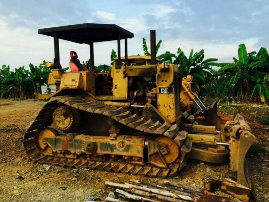 ขาย 490,000รถแทรคเตอร์ CAT D 4 H ตีนเป็ดเครื่องดีเกียร์แรงช่วงล่างสวย 090-772-3710 090-772-3708