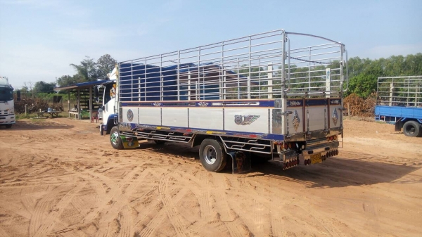 ISUZU FRR210แรงม้า ยาว6.50 รถสวยเดิมมากยางเรเดียน ISUZU FRR210แรงม้า ยาว6.50 รถสวยเดิมมากยางเรเดียน