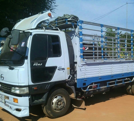 หกล้อ ฮีโน่ FC4J150ปี45 ยาง8.25 ช่วงยาว5.50ม สภาพดีสวยพร้อมใช้ ทะเบียนพร้อมโอน หกล้อ ฮีโน่ FC4J150ปี45 ยาง8.25 ช่วงยาว5.50ม สภาพดีสวยพร้อมใช้ ทะเบียนพร้อมโอน