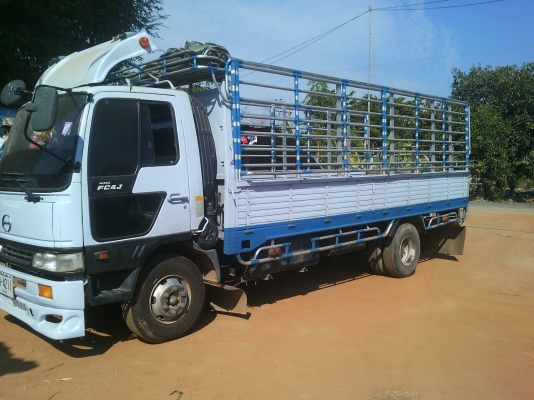 หกล้อ ฮีโน่ FC4J150ปี45 ยาง8.25 ช่วงยาว5.50ม สภาพดีสวยพร้อมใช้ ทะเบียนพร้อมโอน หกล้อ ฮีโน่ FC4J150ปี45 ยาง8.25 ช่วงยาว5.50ม สภาพดีสวยพร้อมใช้ ทะเบียนพร้อมโอน