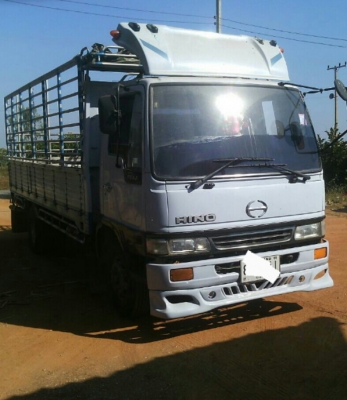 หกล้อ ฮีโน่ FC4J150ปี45 ยาง8.25 ช่วงยาว5.50ม สภาพดีสวยพร้อมใช้ ทะเบียนพร้อมโอน หกล้อ ฮีโน่ FC4J150ปี45 ยาง8.25 ช่วงยาว5.50ม สภาพดีสวยพร้อมใช้ ทะเบียนพร้อมโอน