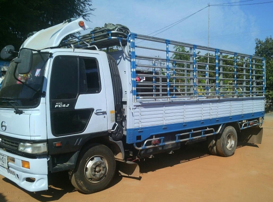 หกล้อ ฮีโน่ FC4J150ปี45 ยาง8.25 ช่วงยาว5.50ม สภาพดีสวยพร้อมใช้ ทะเบียนพร้อมโอน หกล้อ ฮีโน่ FC4J150ปี45 ยาง8.25 ช่วงยาว5.50ม สภาพดีสวยพร้อมใช้ ทะเบียนพร้อมโอน